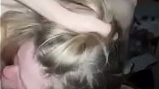 Кез в глубокий трах в рот - порно видео