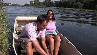 Отличный гудок !!!! Сегодня с Петрой - порно видео