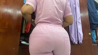 Любительская камера в комнате моей сводной сестры, медсестра-любитель - порно видео