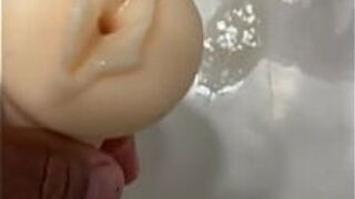 Сперма в кармане киски - порно видео