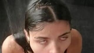 Я трахнул колумбийку в душе мотеля - Медельин, Колумбия - порно видео