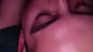 Ее киска и мой язык - порно видео